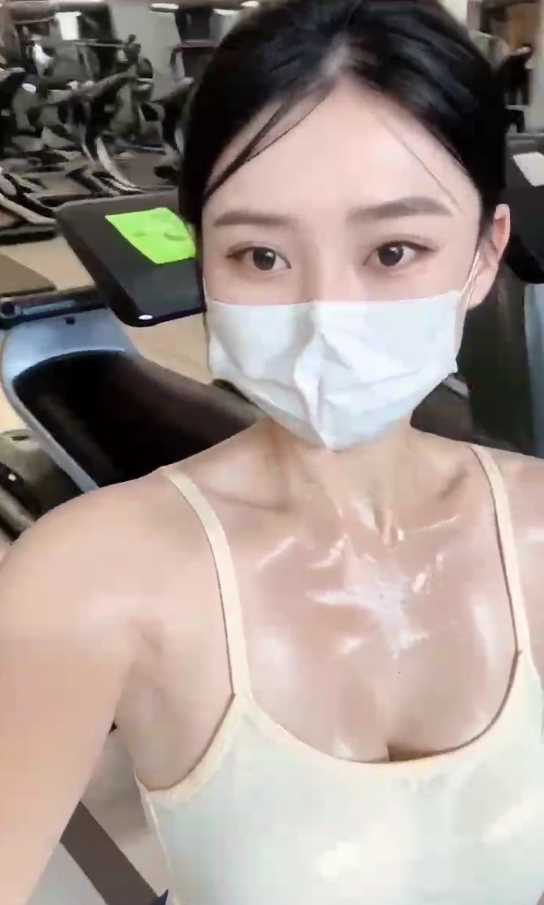 AI口罩美女健身写真教学，不用MJ，不用哩布，不用任何会员，纯屌丝玩法 - 猎人社区-猎人社区